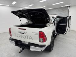 2017 Toyota Hilux SR5 GUN126R 4X4 Dual Range Crystal Pearl