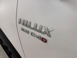 2017 Toyota Hilux SR5 GUN126R 4X4 Dual Range Crystal Pearl