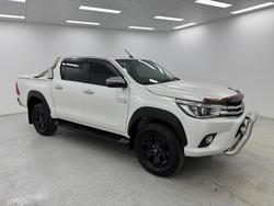 2017 Toyota Hilux SR5 GUN126R 4X4 Dual Range Crystal Pearl