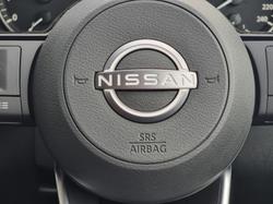 2024 Nissan
X-TRAIL ST-L