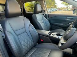 2025 Nissan
X-TRAIL Ti-L