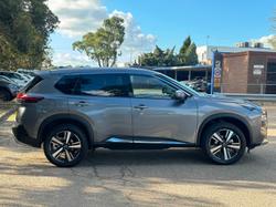 2025 Nissan
X-TRAIL Ti-L
