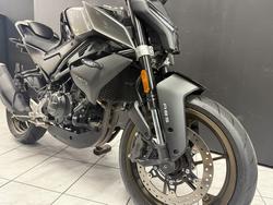 2024 CFMOTO 450 NK Silver