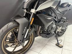 2024 CFMOTO 450 NK Silver