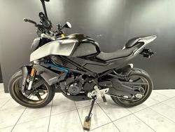 2024 CFMOTO 450 NK Silver