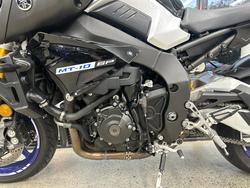 2017 Yamaha MT-10SP BLUE