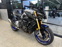 2017 Yamaha MT-10SP BLUE