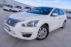 2013 Nissan
                Altima ST