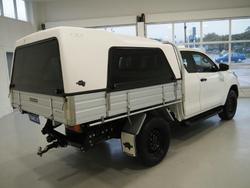 2020 Toyota
Hilux SR