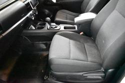 2019 Toyota
Hilux Workmate