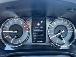 2023 Toyota
Hilux Workmate