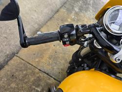 2017 Triumph STREET CUP Yellow