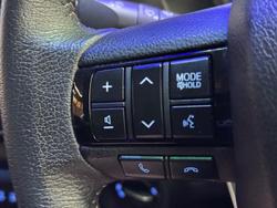 2018 Toyota
Hilux SR5