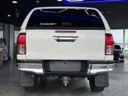 2018 Toyota
Hilux SR5