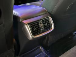 2018 Toyota
Hilux SR5