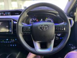 2018 Toyota
Hilux SR5