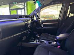 2018 Toyota
Hilux SR5