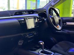 2018 Toyota
Hilux SR5