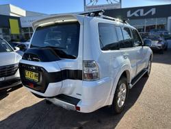 2020 Mitsubishi
Pajero GLX