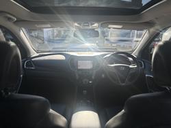 2017 Hyundai
Santa Fe Highlander