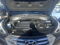 2017 Hyundai
Santa Fe Highlander