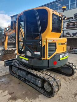 2022 Hyundai R60cr-9 Yellow