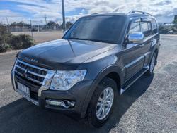 2014 Mitsubishi
Pajero GLX