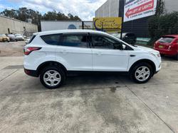 2017 FORD
                ESCAPE AMBIENTE (FWD)