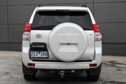 2012 Toyota
Landcruiser Prado VX