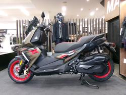2025 BMW Motorrad C 400 X ION KALAMATA METALLIC MATT