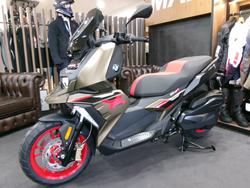 2025 BMW Motorrad C 400 X ION KALAMATA METALLIC MATT