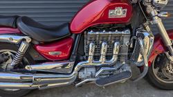 2004 Triumph ROCKET III Red