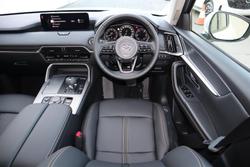 2025 Mazda
                CX-60 G40e Evolve
