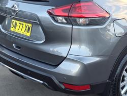 2020 Nissan
X-TRAIL ST-L