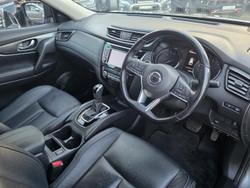2020 Nissan
X-TRAIL ST-L
