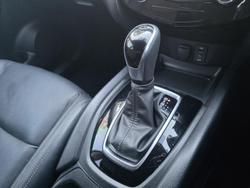 2020 Nissan
X-TRAIL ST-L