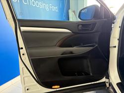 2019 Toyota
Kluger GX