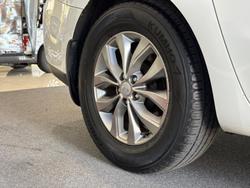 2020 Kia Carnival Si