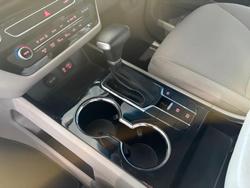 2020 Kia Carnival Si