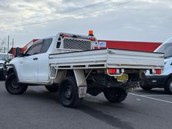 2019 Toyota
Hilux SR
