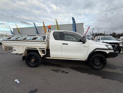 2019 Toyota
Hilux SR