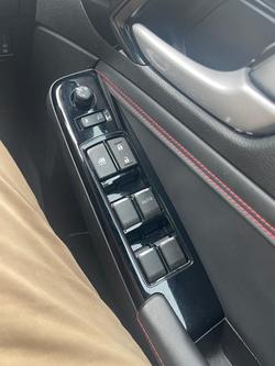 2022 Isuzu
D-MAX X-TERRAIN