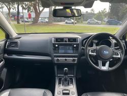 2017 Subaru
Outback 2.5i Premium