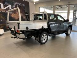 2023 Mitsubishi
Triton GLX+