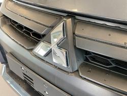 2023 Mitsubishi
Triton GLX+