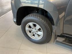 2023 Mitsubishi
Triton GLX+