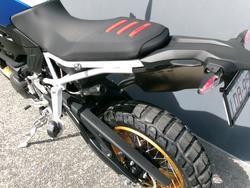 2025 BMW Motorrad F 900 GS ENDURO LIGHT WHITE/RACING BLUE METALLIC/RACING RED