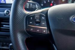2020 Ford
Focus ST-Line
