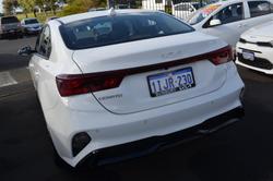 2024 Kia
Cerato S