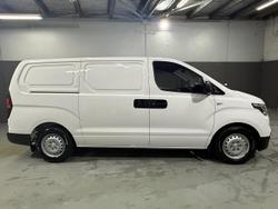2019 Hyundai
iLoad